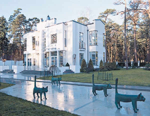 Особняк Лаймы Вайкуле в Юрмале: само изящество и благородство. 404070.jpeg