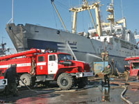 На Камчатке загорелся рыболовный траулер. 247088.jpeg