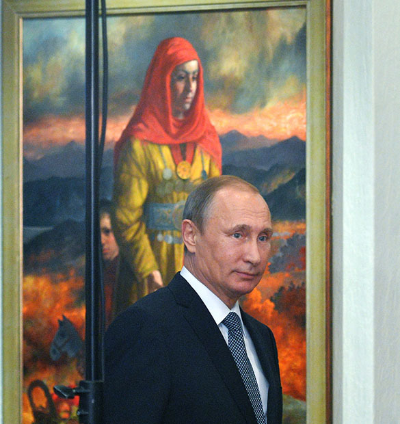 Владимир Путин на выставке в Манеже