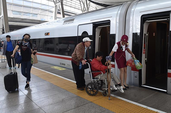 Китайские поезда опять "летают". Китай