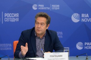 Николай Платошкин: Путин передал ответственность без полномочий. Николай Платошкин: Путин передал ответственность без полномочий. 