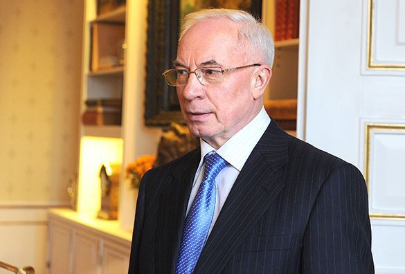 Азаров ждет признания Крыма Западом