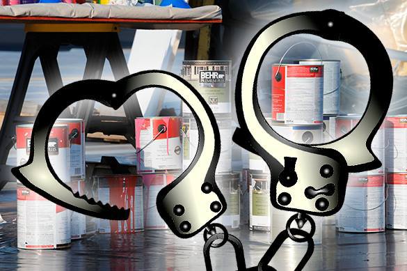 Провинциальная чиновница брала взятки банками с краской