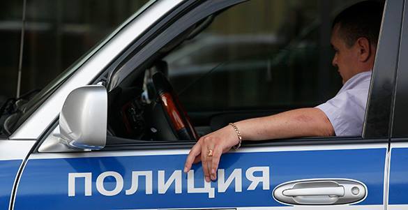 полицейский в машине