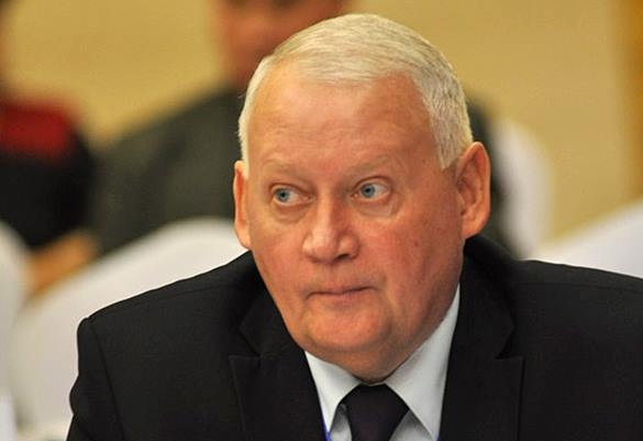 Юрий Солозобов: Европа готова себя загнать в очередную ловушку, как только США поманили пальчиком. 