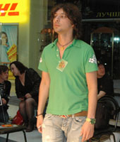 Анита Цой стала сексапильной благодаря Алишеру. Анита Цой стала сексапильной благодаря Алишеру