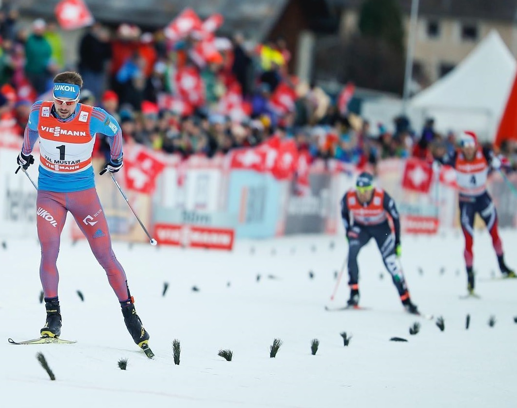 Лыжник Устюгов стал победителем четвертой гонки подряд на Тур д