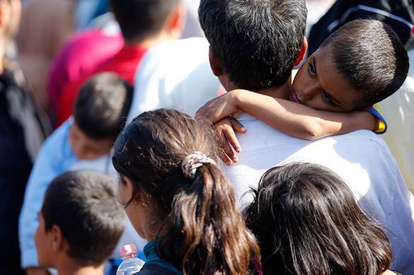 ЕС призвал Анкару впустить 35 тысяч беженцев из Сирии