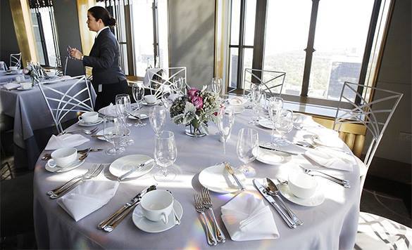 Ресторан в Техасе раздел официанток до нижнего белья для создания "дружеской и веселой атмосферы". 310808.jpeg