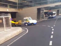 В аэропорту Внуково на автобус рухнула стальная балка. 253886.jpeg