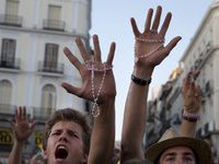 В ходе демонстраций против Папы Римского пострадали более 20 испанцев. 243933.jpeg