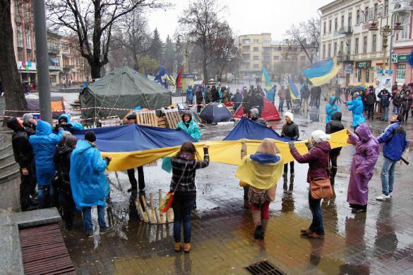 К годовщине расстрела Майдана в Киеве пройдет школьный конкурс 