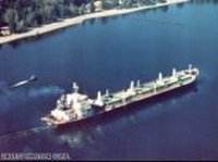 Сомалийские пираты напали на американский сухогруз