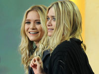 Близняшки Олсен возглавили рейтинг стильных сестер. 248994.jpeg