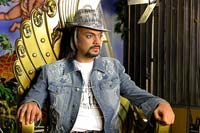 И рыбку съесть и комедию «поломать»...