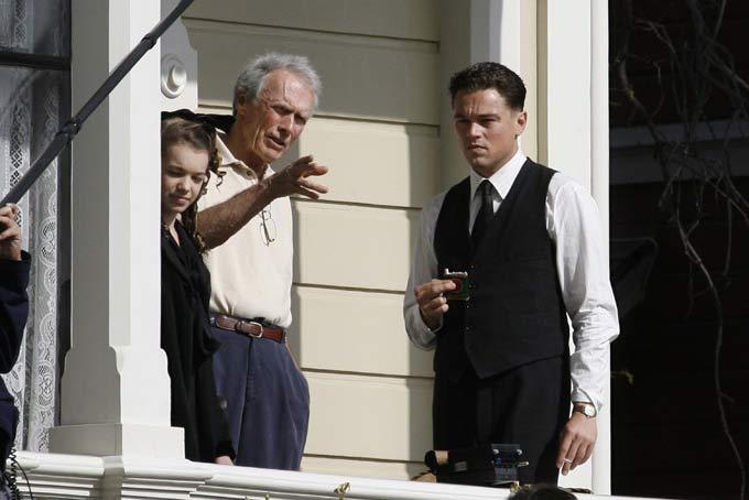 Самые богатые звезды Голливуда померились кошельками