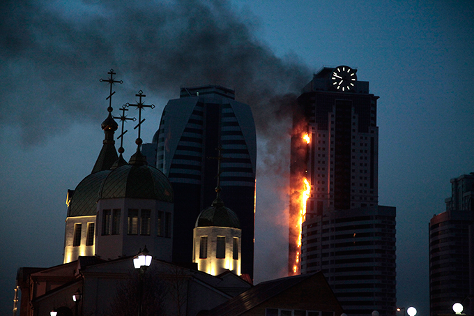 Пожар в гостиничном комплексе "Грозный-Сити"