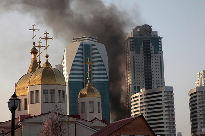 Пожар в гостиничном комплексе "Грозный-Сити"