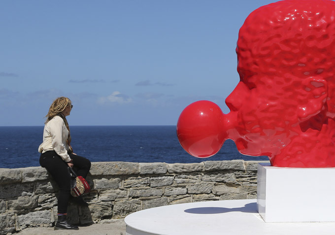 Под открытым небом Австралии скульптору простор для самовыражения