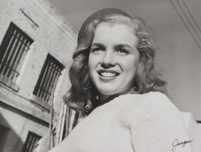 Первые фото Мэрилин Монро ушли за треть миллиона долларов