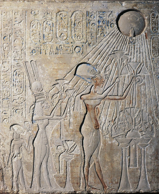 "Прекрасная пришла". Нефертити