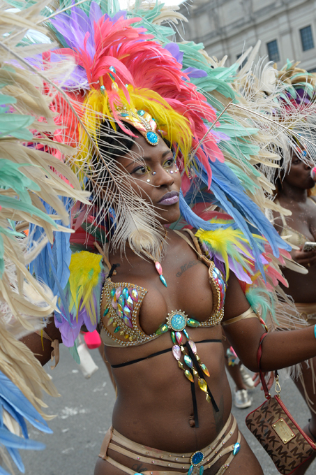 Первые красавицы красочного шествия