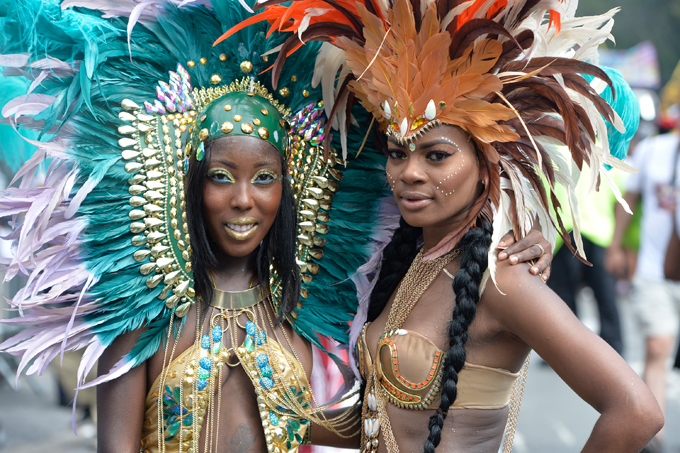 Первые красавицы красочного шествия