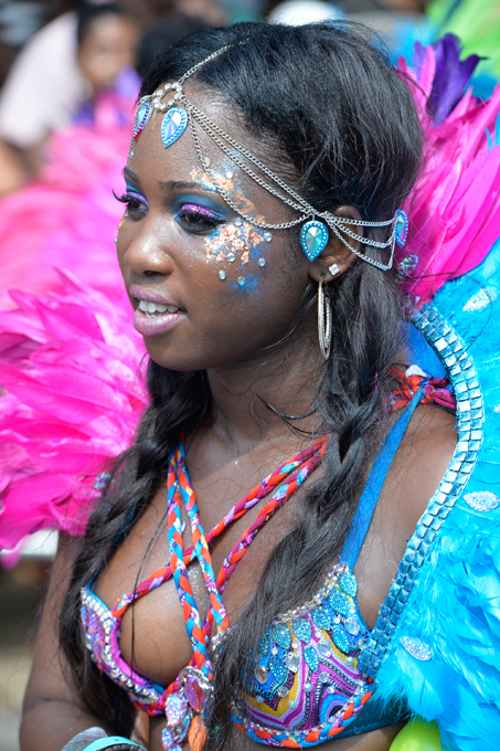 Первые красавицы красочного шествия