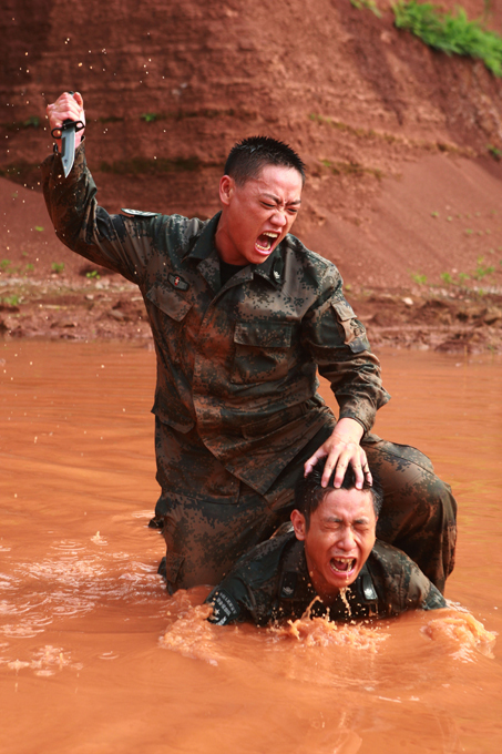 Армия Китая. Тяжело в учении – легко в бою!