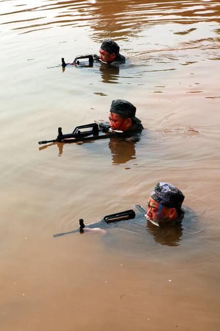 Армия Китая. Тяжело в учении – легко в бою!