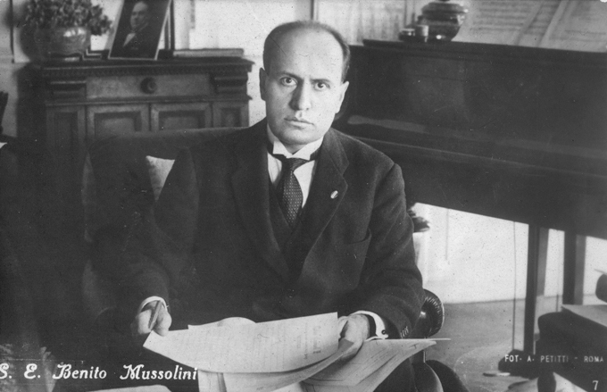 Они родились в рубашке. Бенито Муссолини