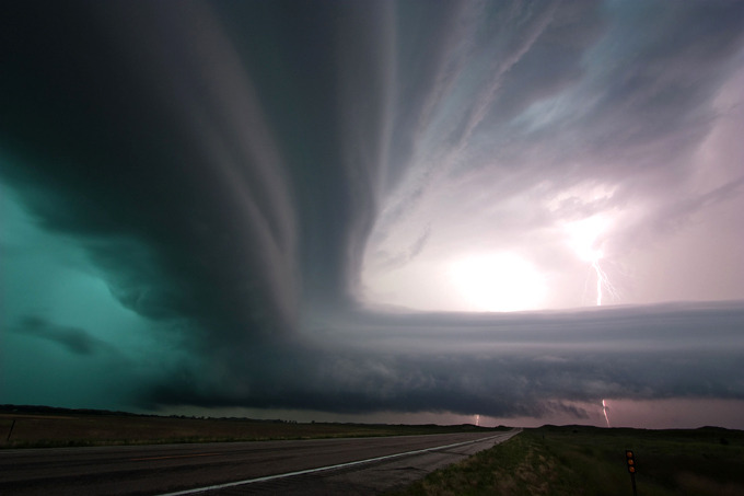 Экстремальная стихия