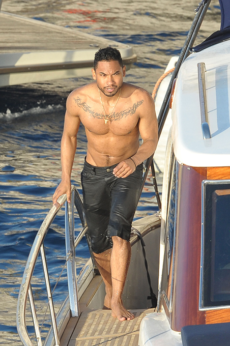 Мэрайя Кэри отдохнула на Капри