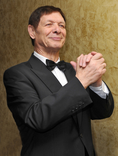 Ушел из жизни певец Эдуард Хиль