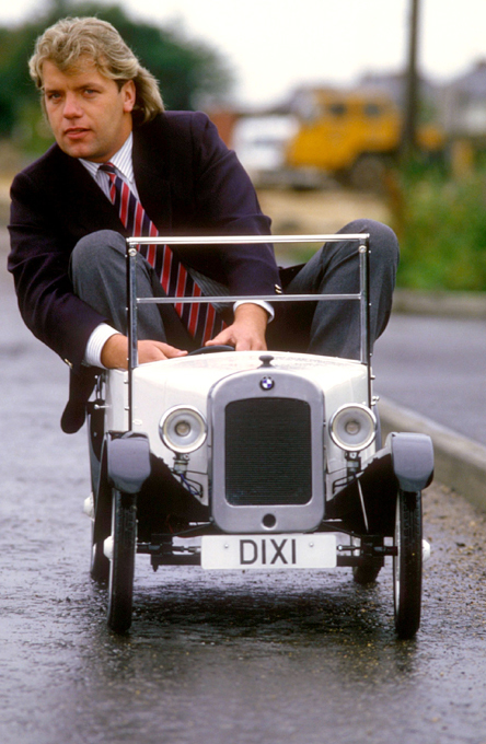 Юмор на четырех колесиках. Мини-тачка