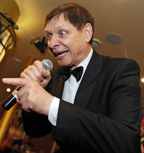 Ушел из жизни певец Эдуард Хиль