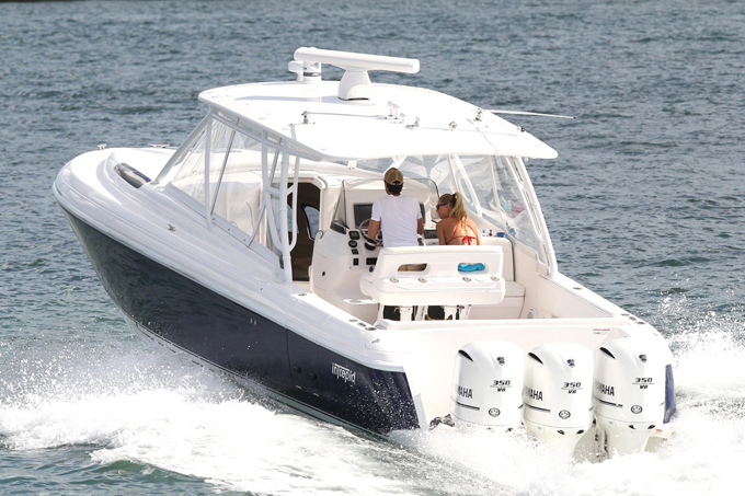 Анна Курникова и Энрике Иглесиас в объективе папарацци