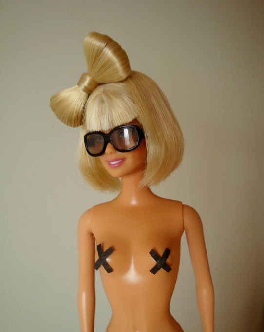 Барби в образе Леди Гаги