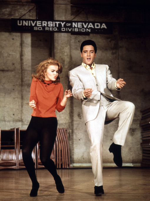 Майкл Джексон до сих пор зарабатывает больше всех