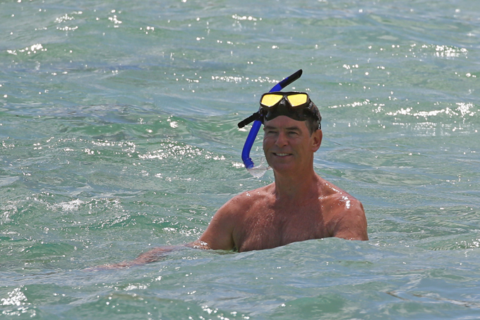 Водные процедуры Пирса Броснана