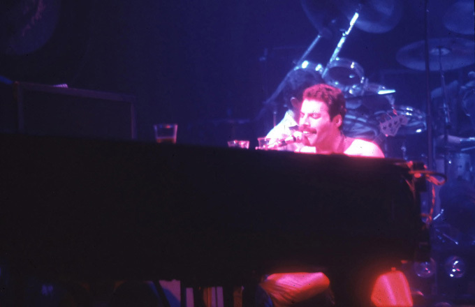 20 лет назад не стало легендарного Фредди Меркьюри