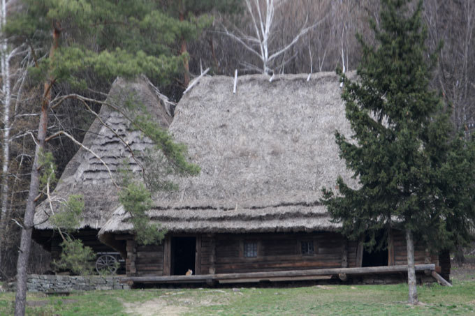 Музей народной архитектуры и быта Украины