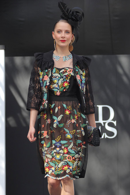 Австралийские скачки David Jones