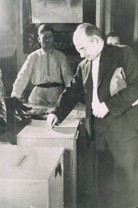 Лаврентий Берия - "талантливый менеджер". Неоднозначная личность