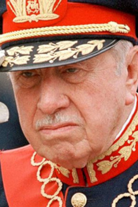 Гении дня (25.11): марафонцы. Аугусто Пиночет