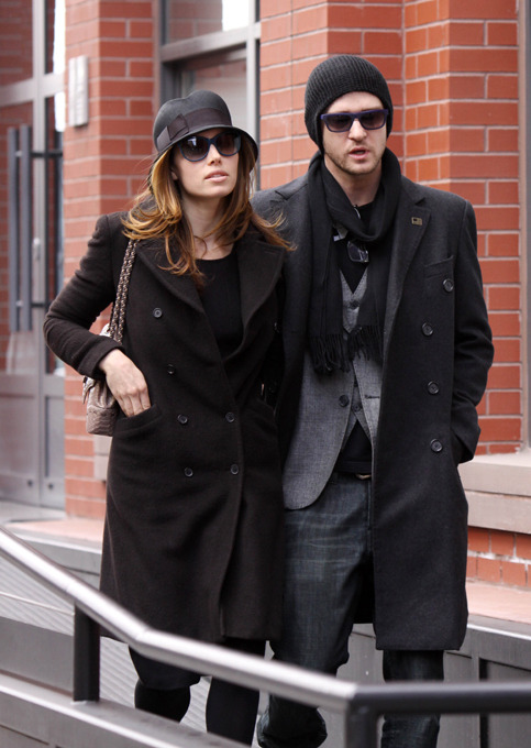 Джессика Бил: "жить не могу без мяса ни дня"