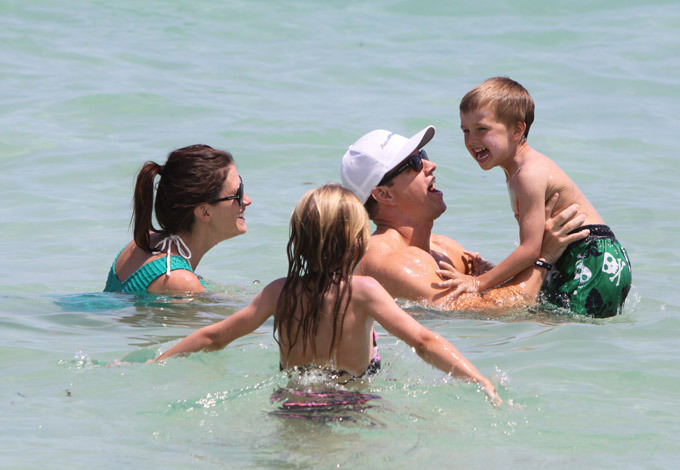 Марк Уолберг. Звездные суперпапы