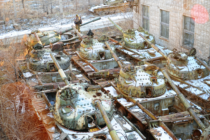 Заброшенный бронетанковый ремонтный завод в Уссурийске