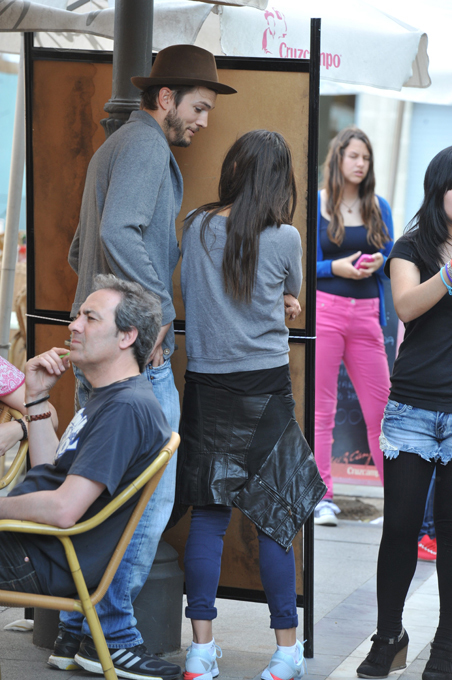 Романтический уикенд Милы Кунис