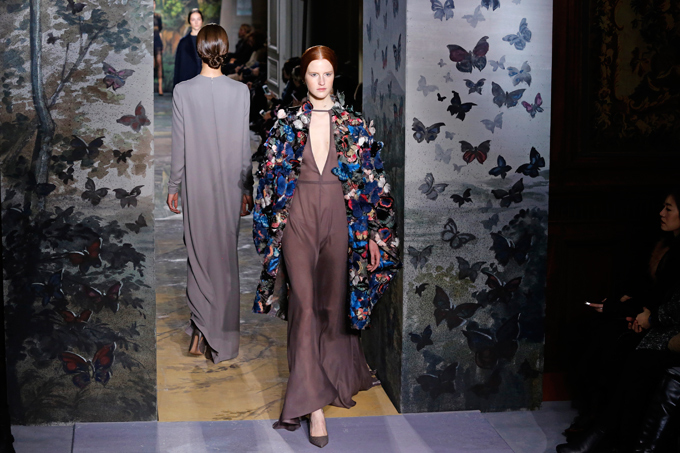 Показ Valentino на Неделе высокой моды